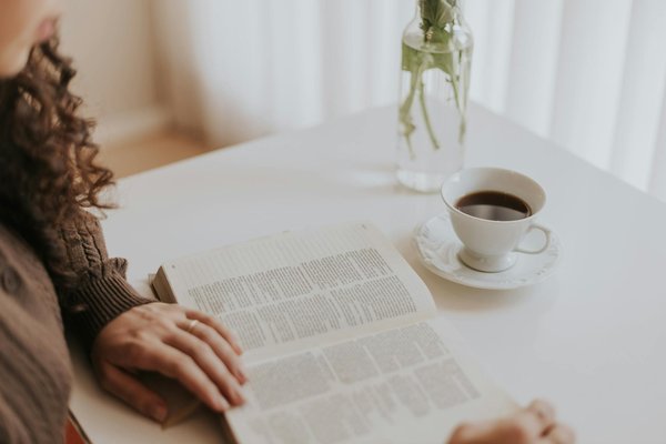 Kimono satin femme : l'élégance à portée de main